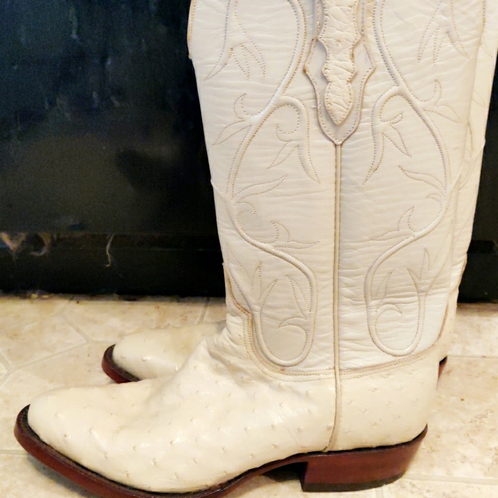 Size 8 Women's Black Jack Ostrich boots